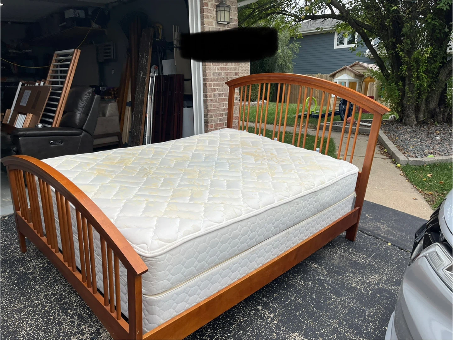 Wooden Bed Frame - photo 3
