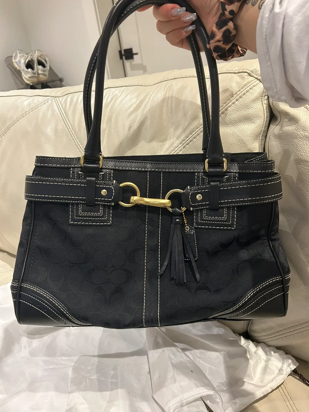 Coach Black Signature Satchel image indicator(2)