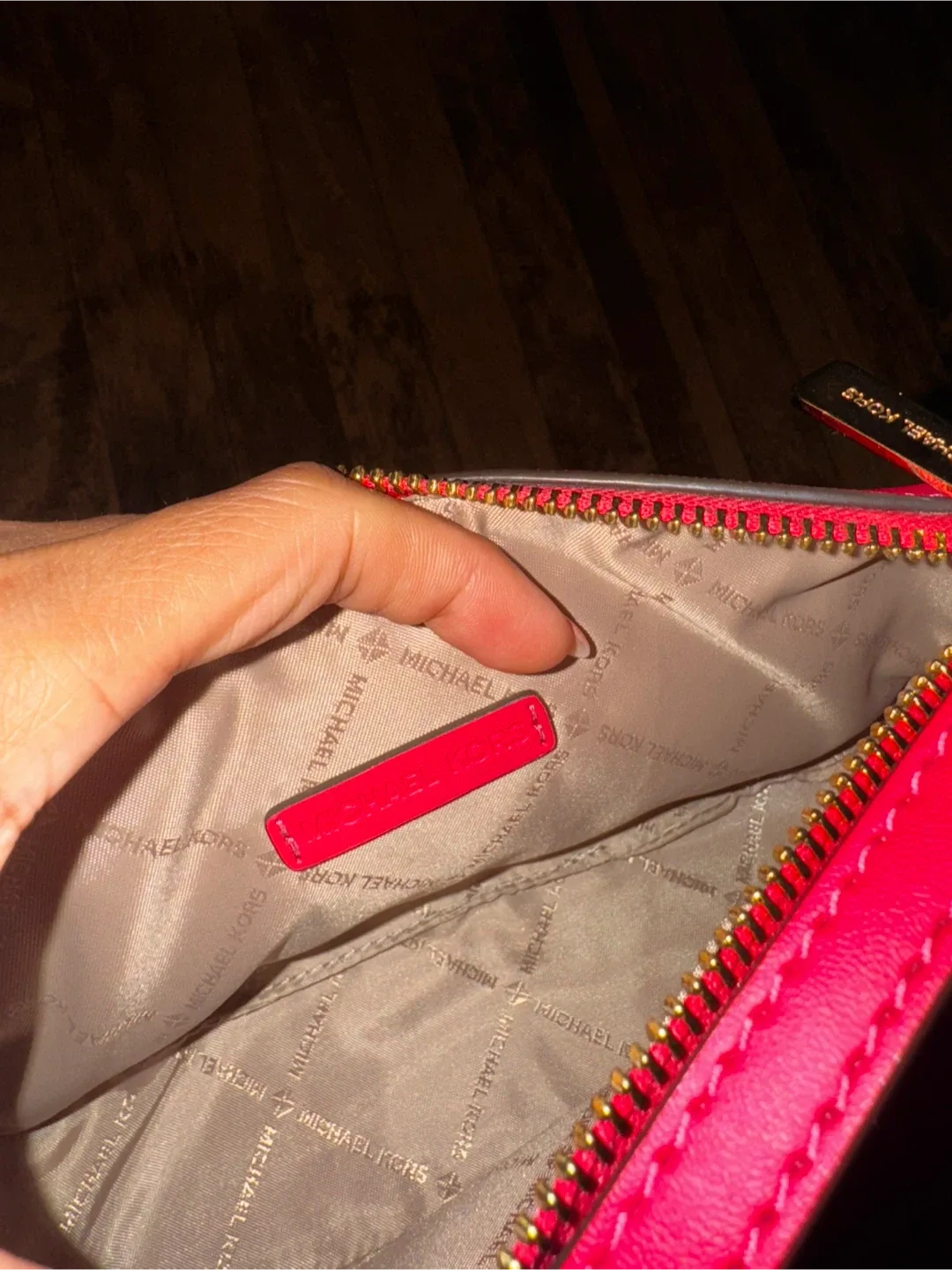 Michael Kors Pink Shoulder Bag image indicator(4)