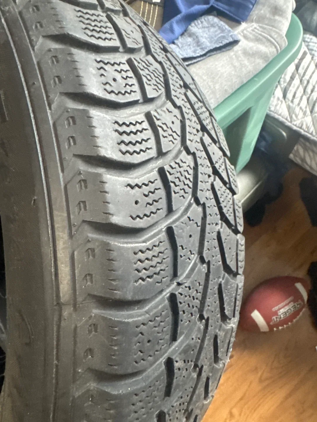 Extreme Grip Winter Tires image indicator(6)