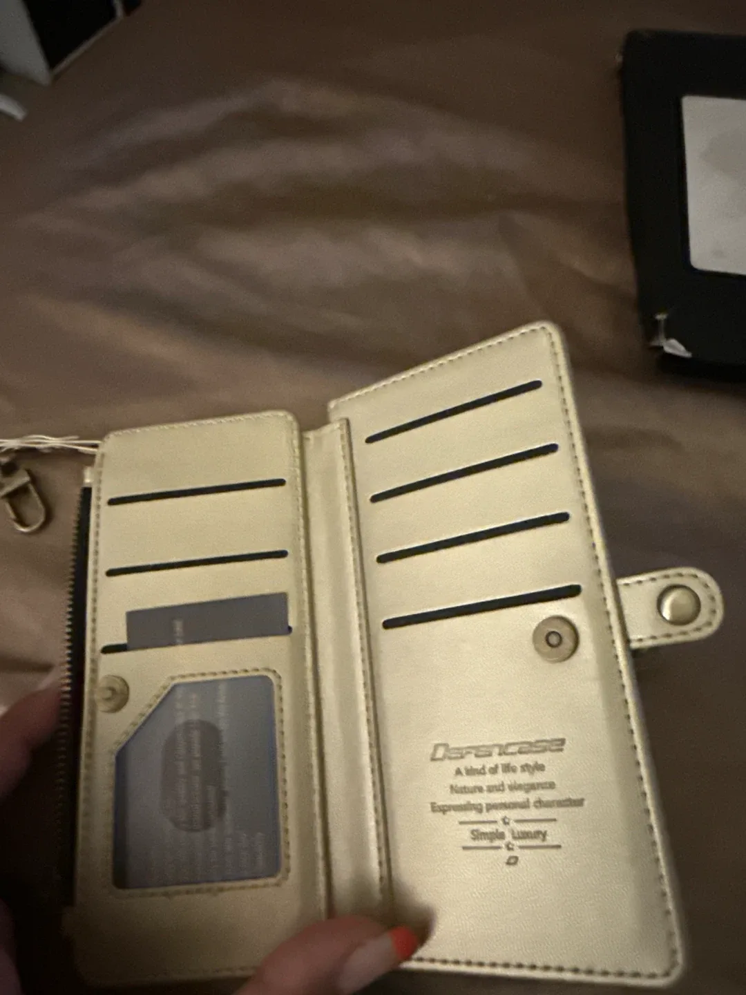 iPhone 16 pro max case image indicator(4)