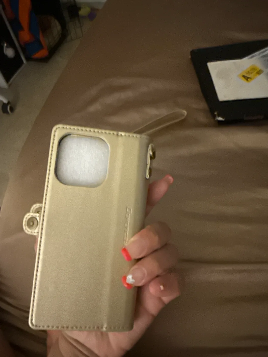 iPhone 16 pro max case image indicator(8)