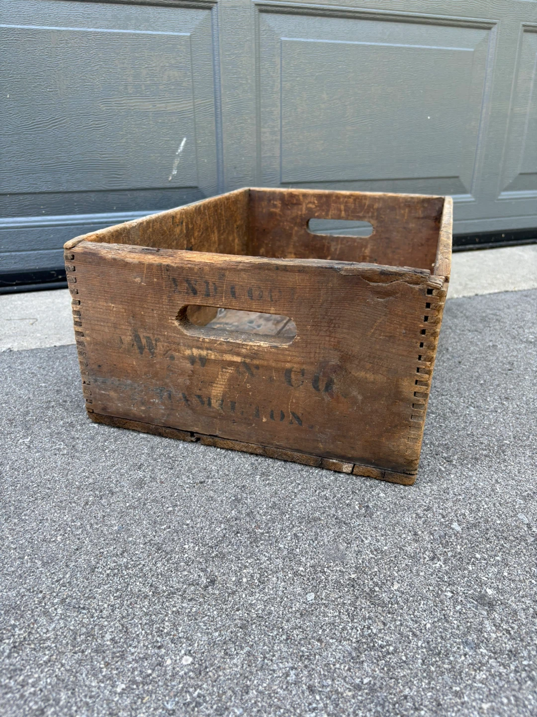Gillet's Perfumed Lye Wooden Box - photo 3