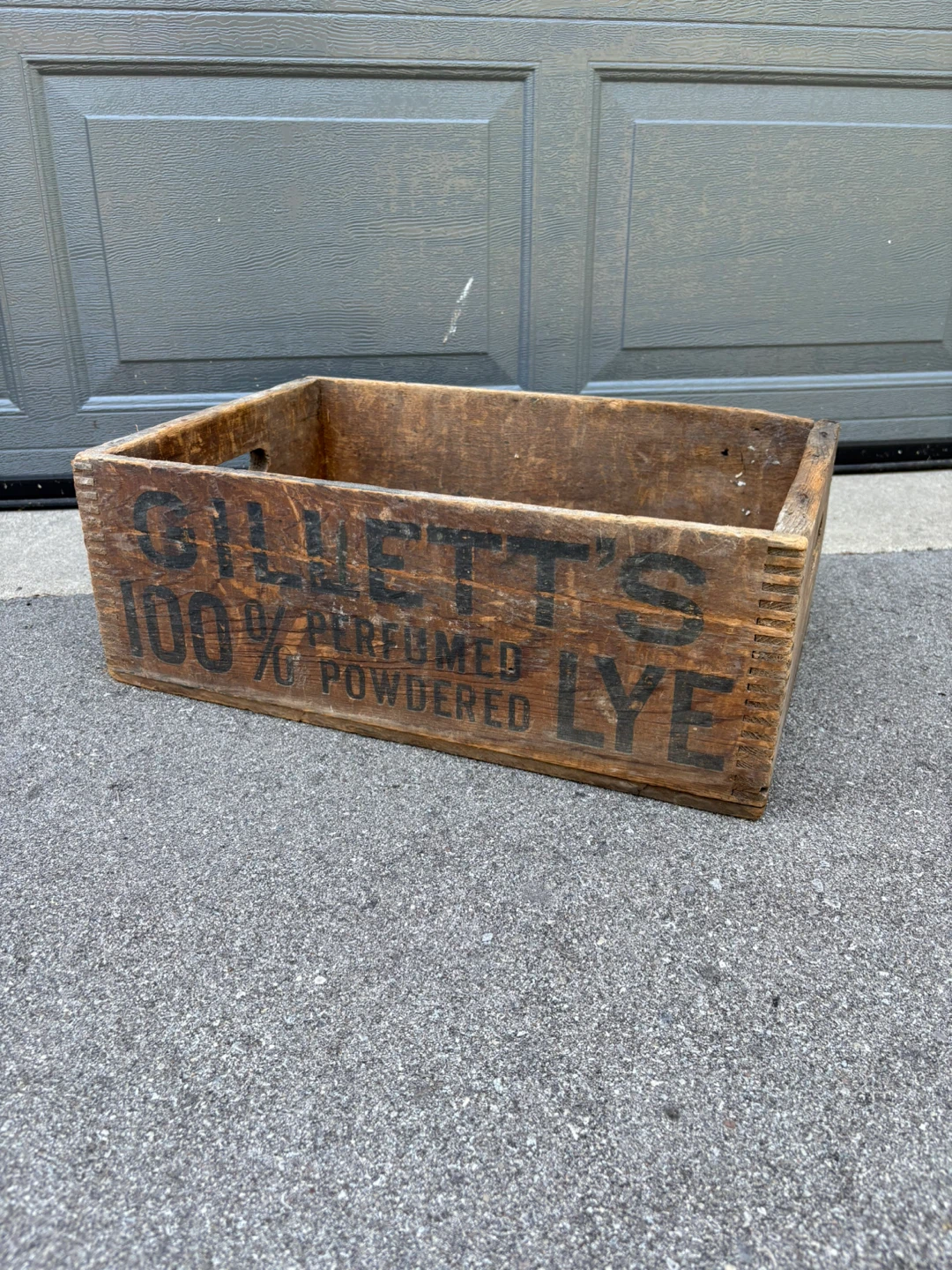 Gillet's Perfumed Lye Wooden Box - photo 5