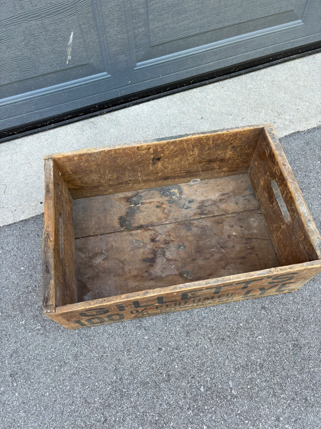 Gillet's Perfumed Lye Wooden Box - photo 2