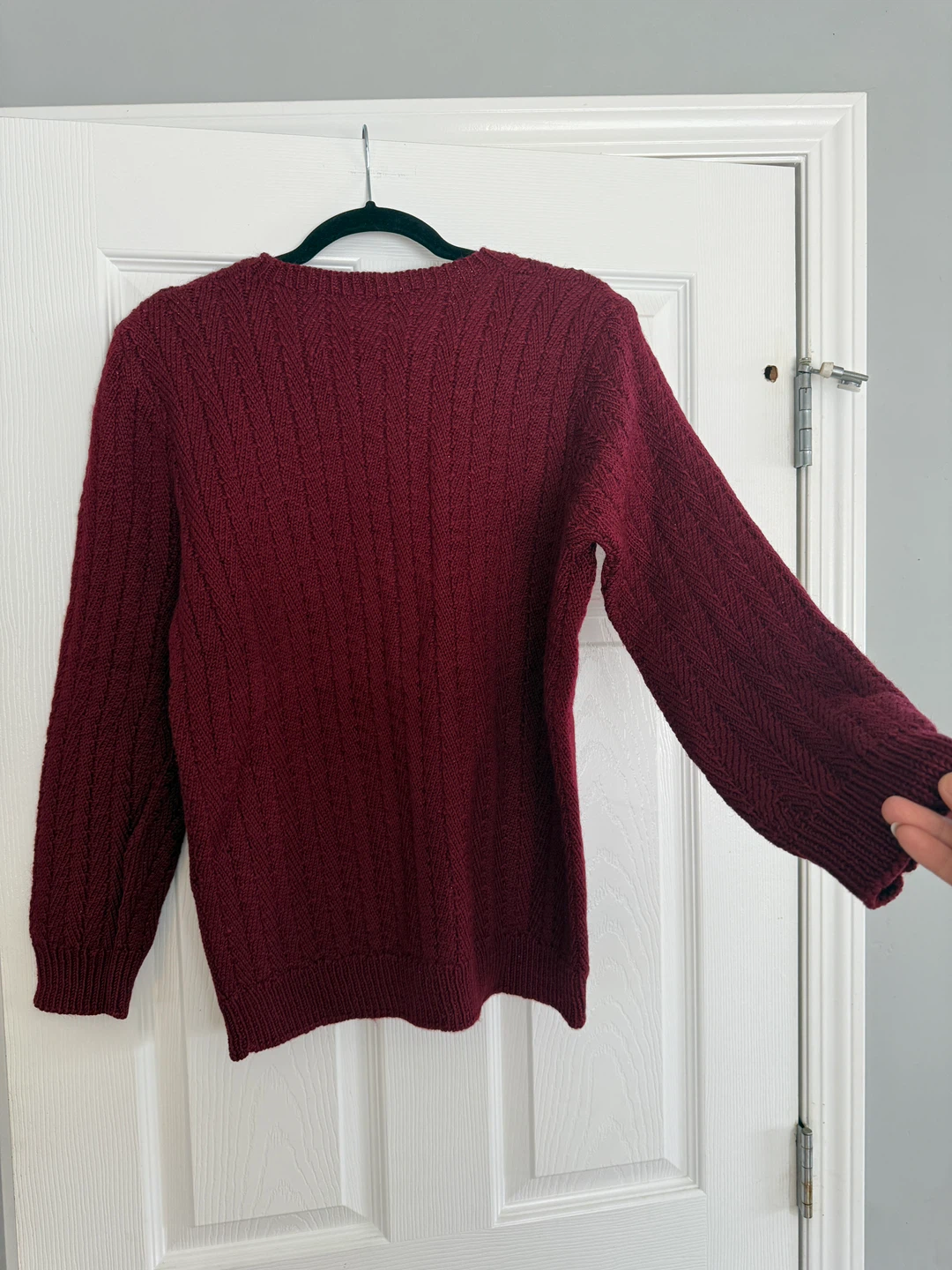 Men Wool Burgundy V-Neck Sweater- Size L - photo 2