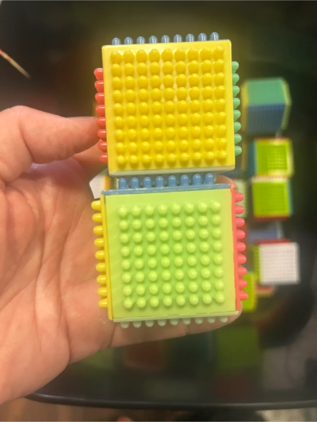 Bristle Blocks - Multi-coloured image indicator(2)