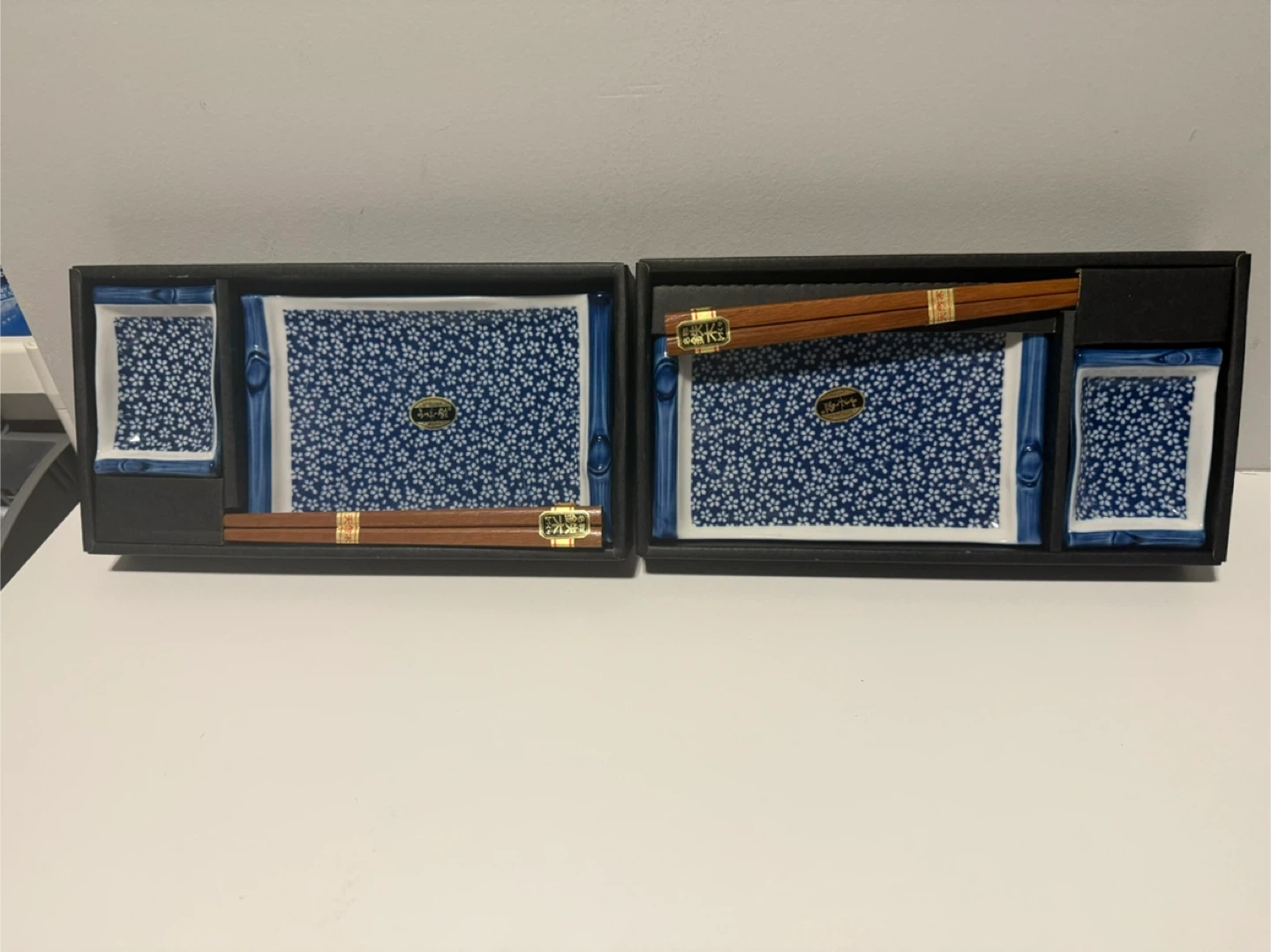 Urushino Yakata Tableware Set - photo 2