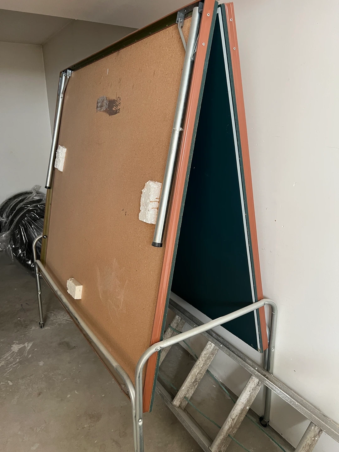Ping Pong Table - photo 2