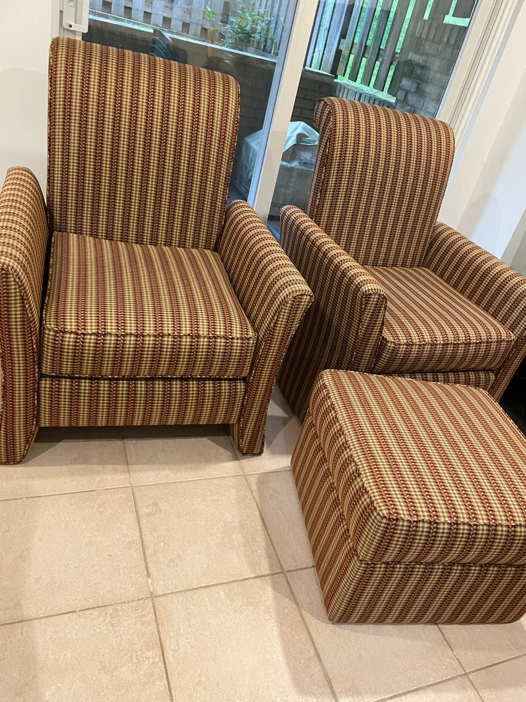 Custom Armchairs with pillows and Ottoman Set image indicator(2)