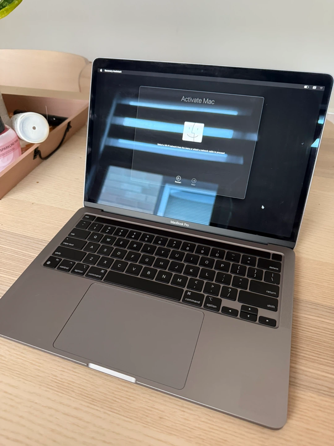 Apple Space Gray MacBook Pro M1 13” - photo 2