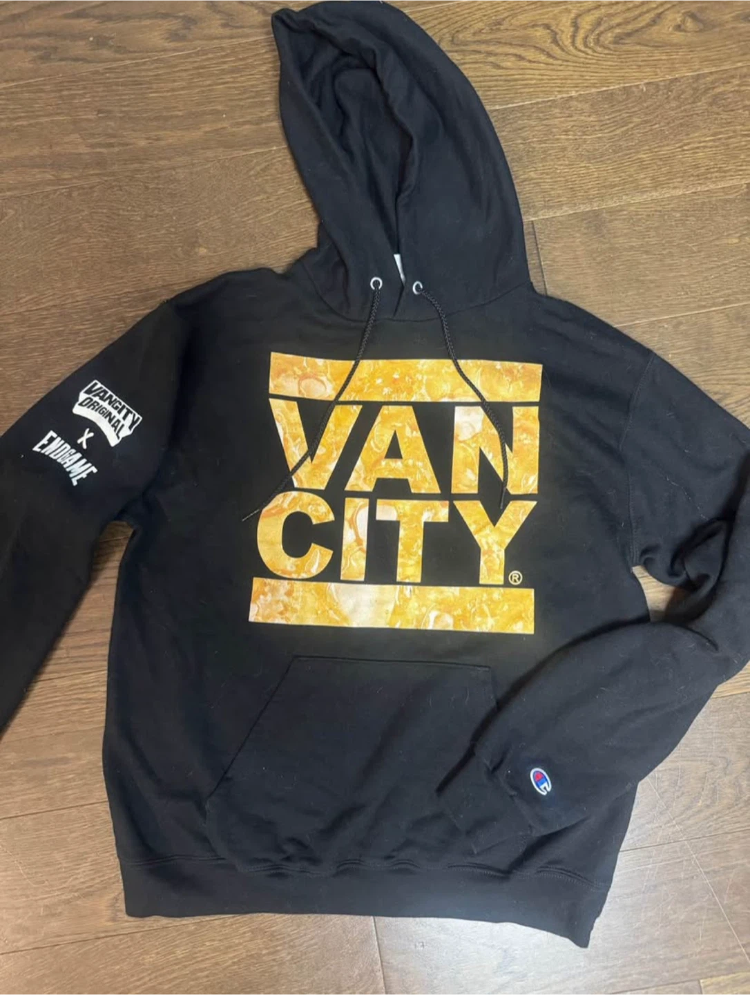 Van City Hoodie by Champion size medium