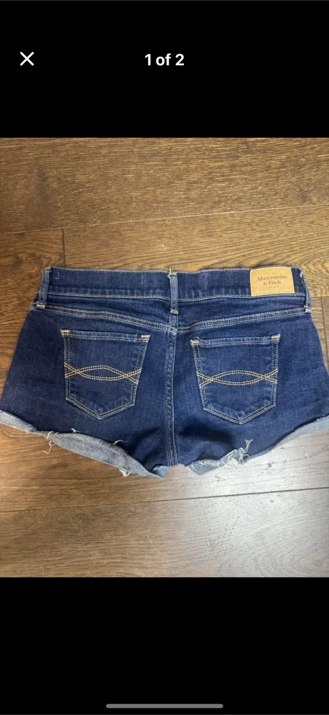 Abercrombie & Fitch Denim Shorts size 25 thumbnail