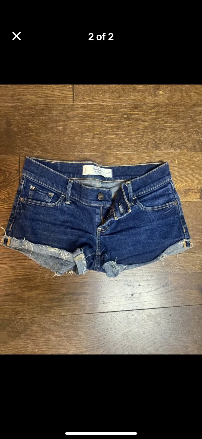 Abercrombie & Fitch Denim Shorts size 25 image indicator(2)