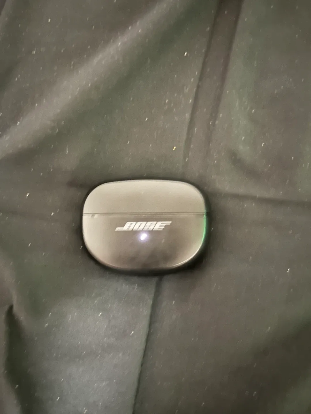 Bose Ultra Open Earbuds with Case image indicator(2)