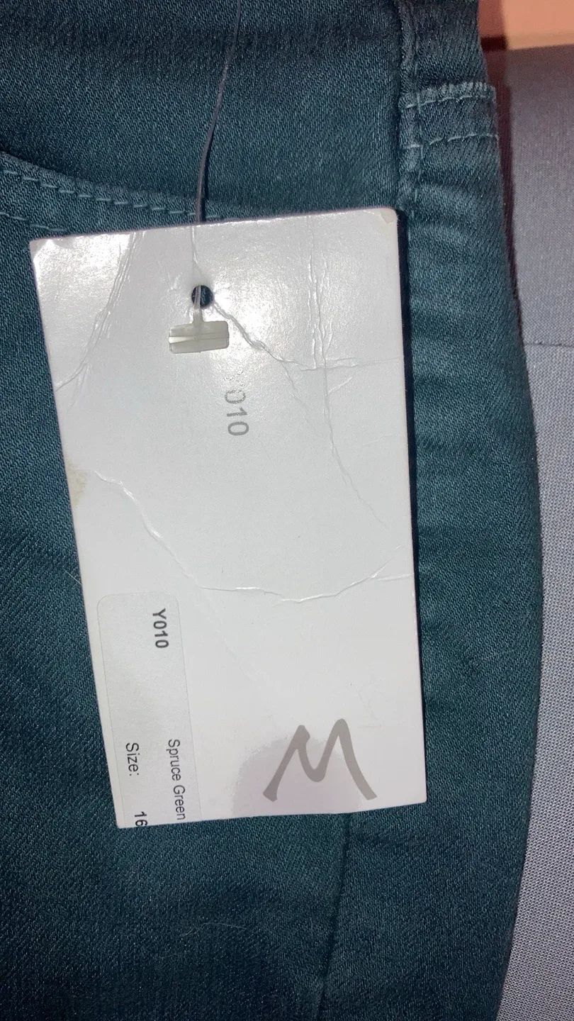 Margaret Jeans - Size 16 - Spruce Green - New with Tags image indicator(4)