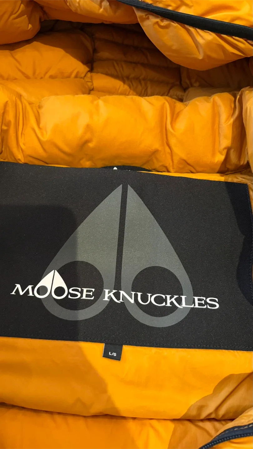 Moose Knuckles Down Puffer Jacket - Size L image indicator(2)