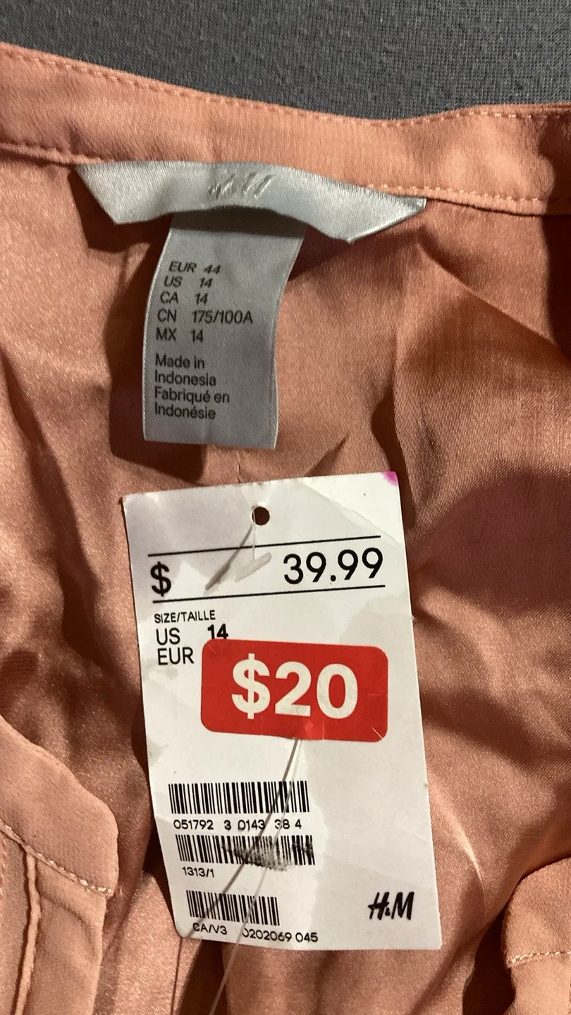 H&M Blouse - Size US 14 - Salmon Colour image indicator(2)