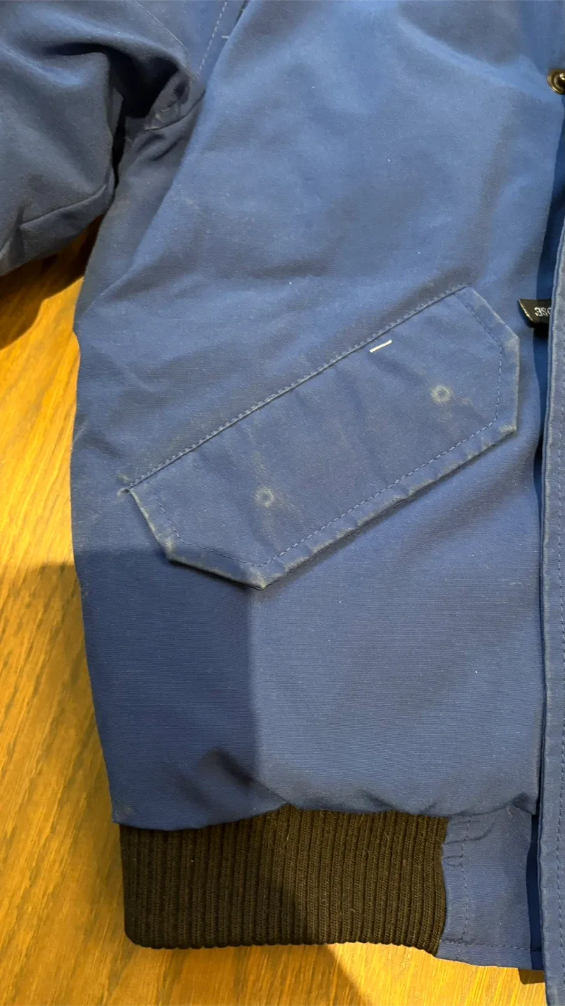 Canada Goose Bomber Jacket Blue Size M/M (10-12) image indicator(4)