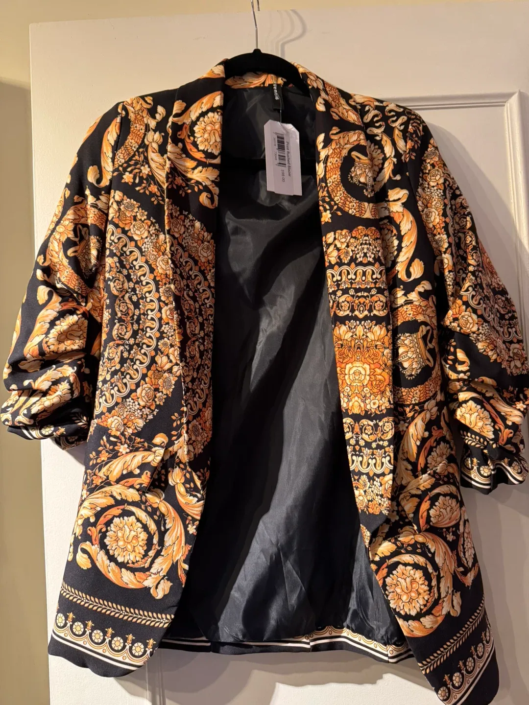 Versace-Style Patterned Blazer - Size M image indicator(2)
