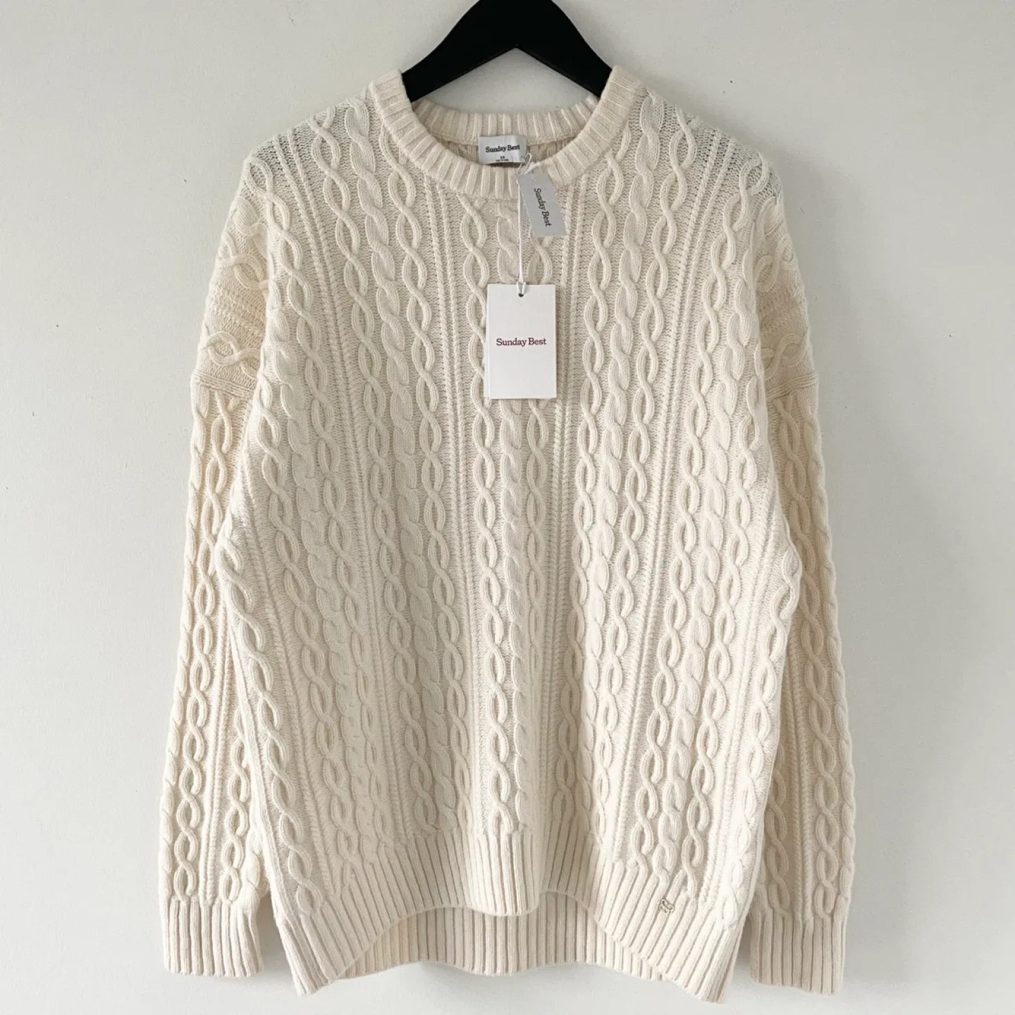 New Aritzia Sunday Best Peggy Sweater thumbnail