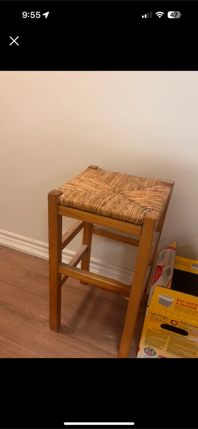 Woven Seat Bar Stool
