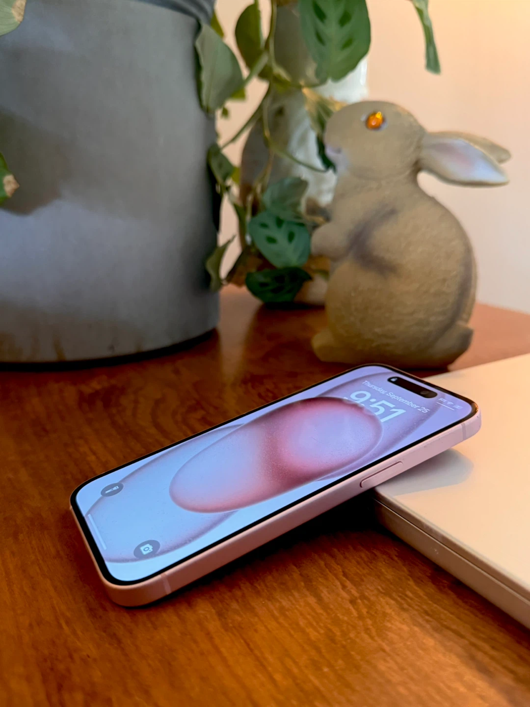 Apple iPhone 15 128gb Pink - photo 2