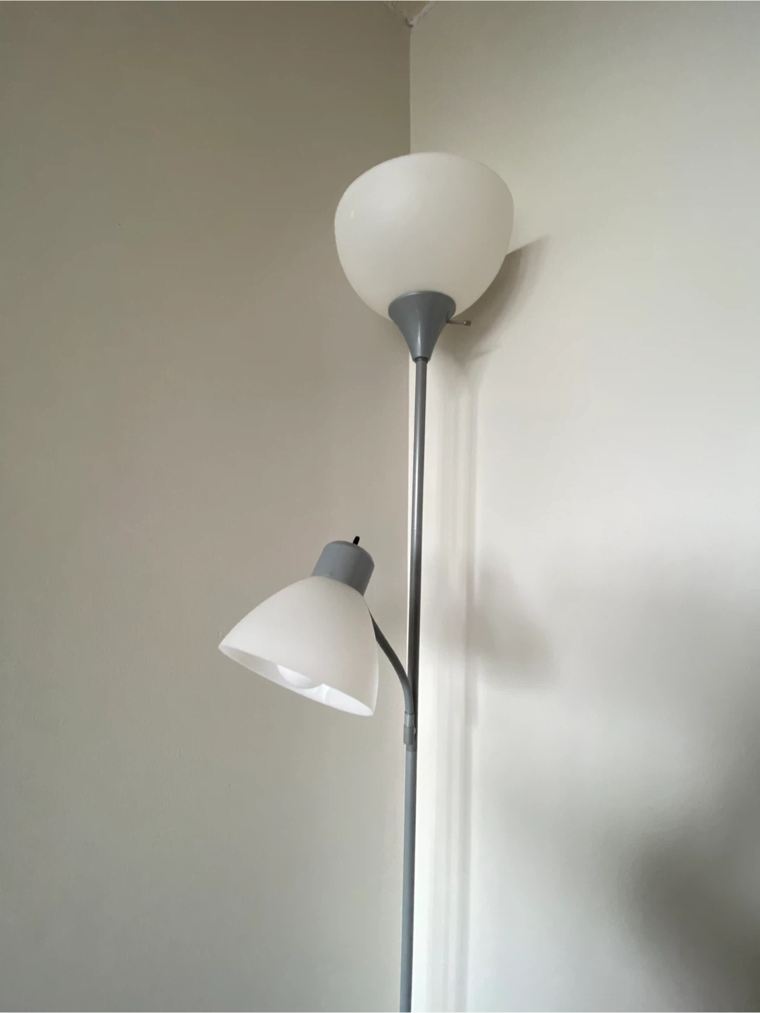 2 Floor Lamps - photo 5
