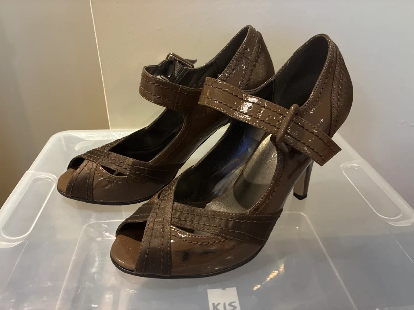 Attitude Brown Heels Size 6 1/2M thumbnail