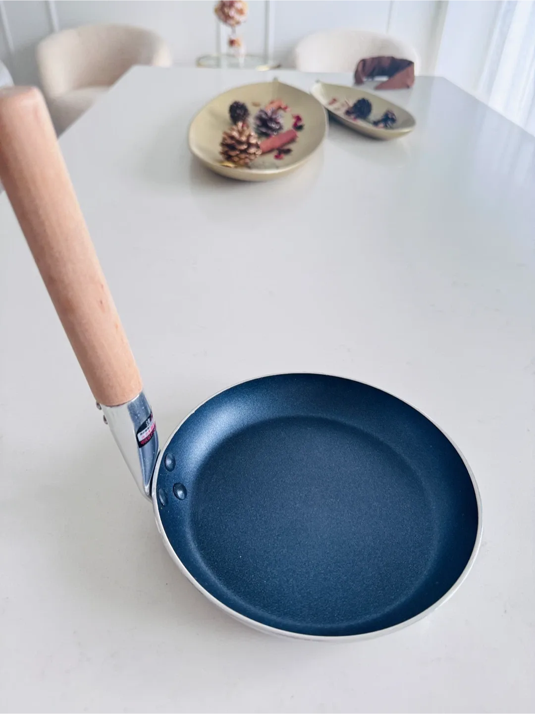 Brand New Japanese Tamagoyaki Egg Pan image indicator(3)