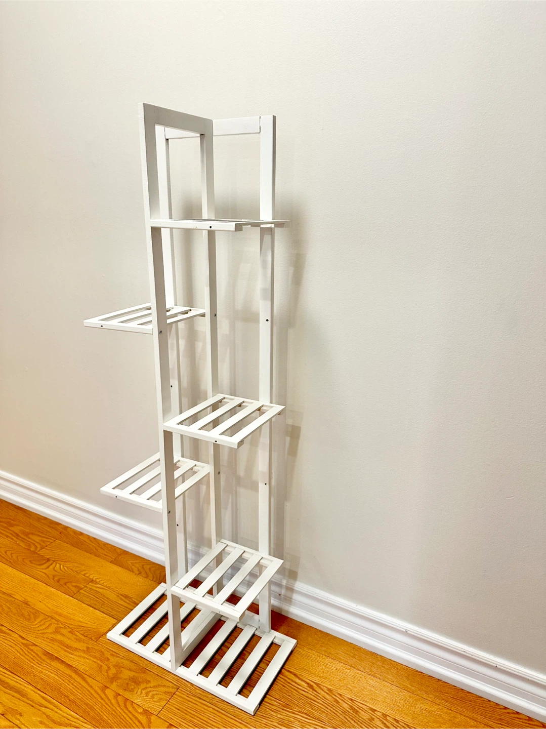 White Plant Stand Shelf