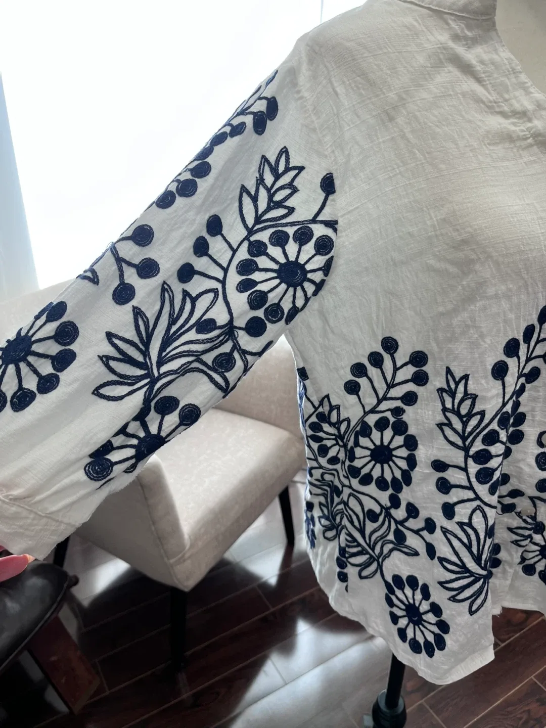 Ana & Rose White Embroidered Blouse image indicator(2)