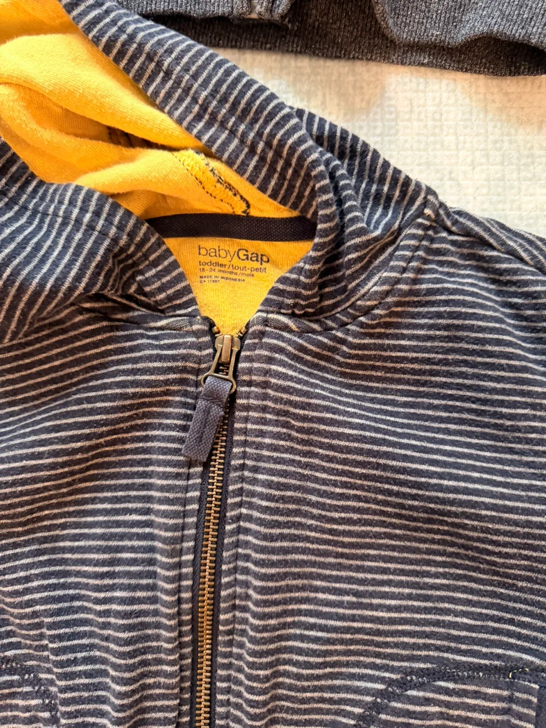 Baby/Toddler Clothes Bundle image indicator(7)