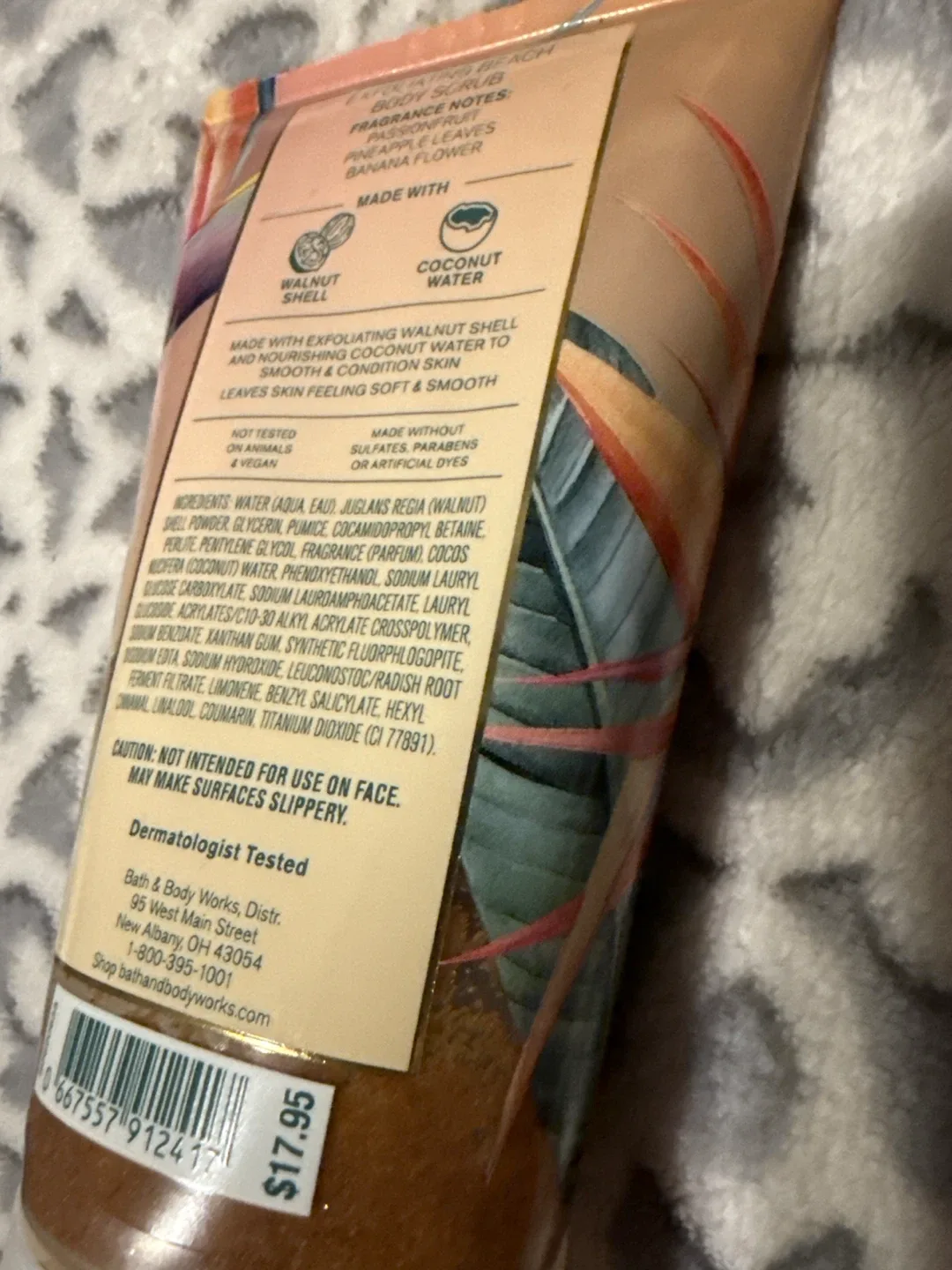 Bath & Body Works Bahamas Body Scrub image indicator(3)