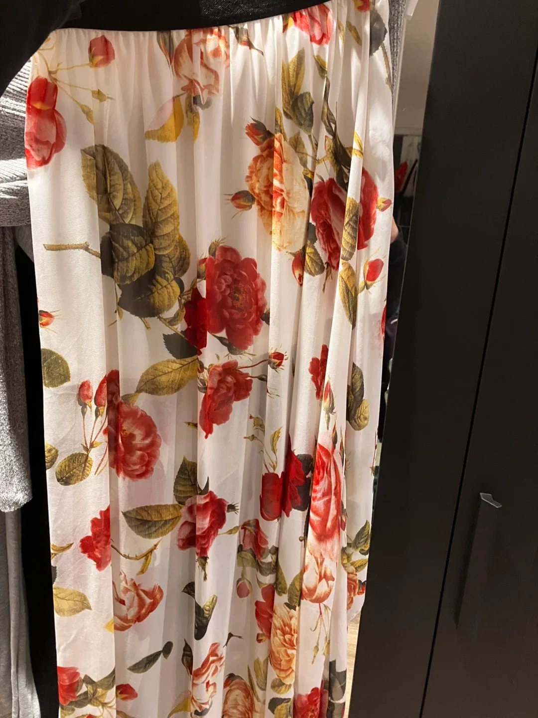 Floral Print Skirt - Size M image indicator(4)