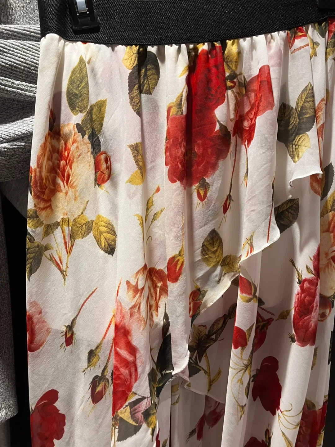 Floral Print Skirt - Size M image indicator(2)