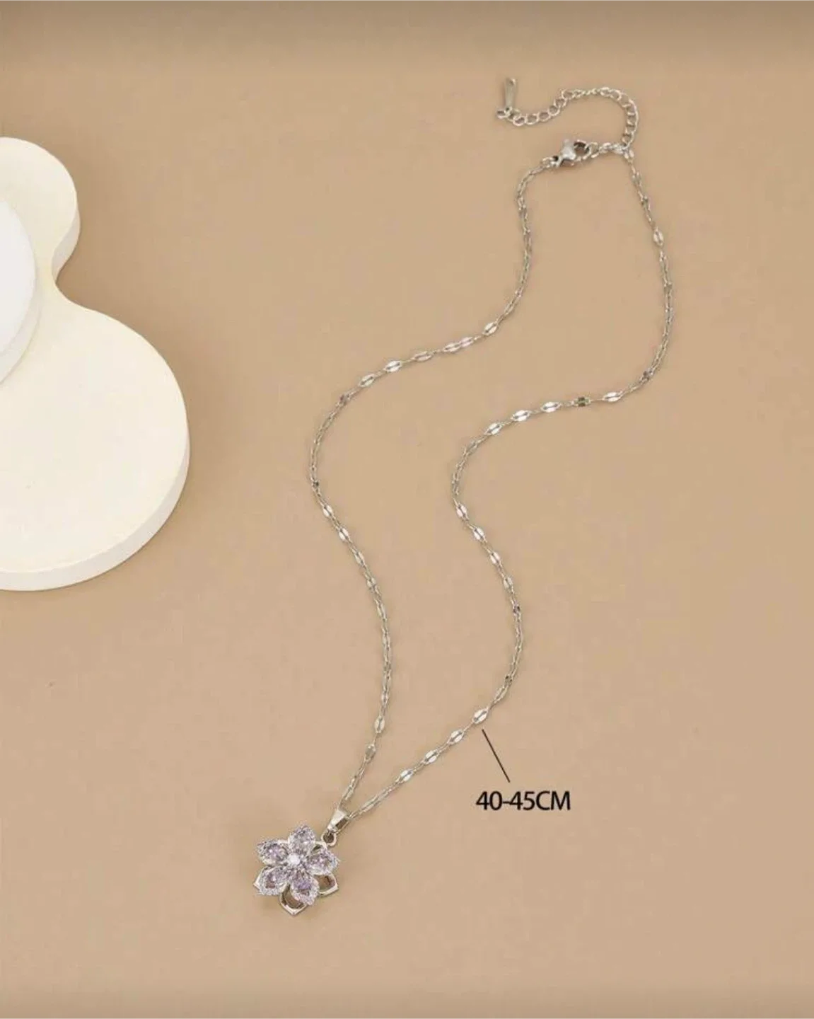 Rotable  Flower Pendant Necklace (15-17in) thumbnail