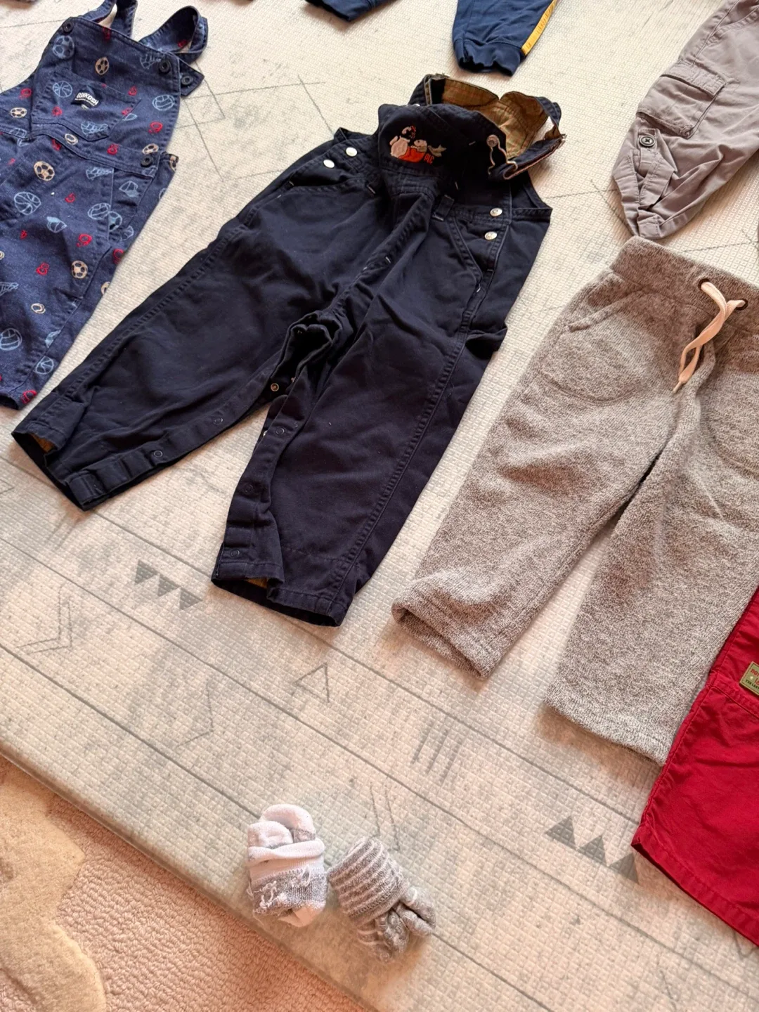 Kids Clothes Bundle: Gap, OshKosh, children’s Place, image indicator(7)