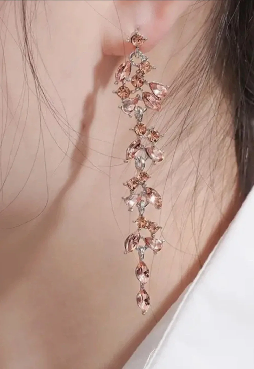 Gorgeous Peach Crystal Drop Earrings! image indicator(4)