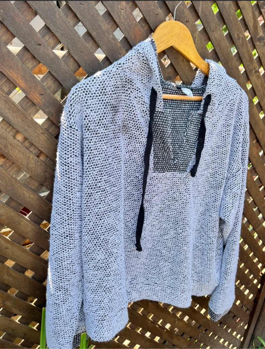 Venus Hoodie - Size M image indicator(5)