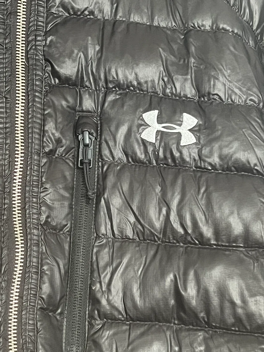 Under Armour Black Puffer Jacket image indicator(4)
