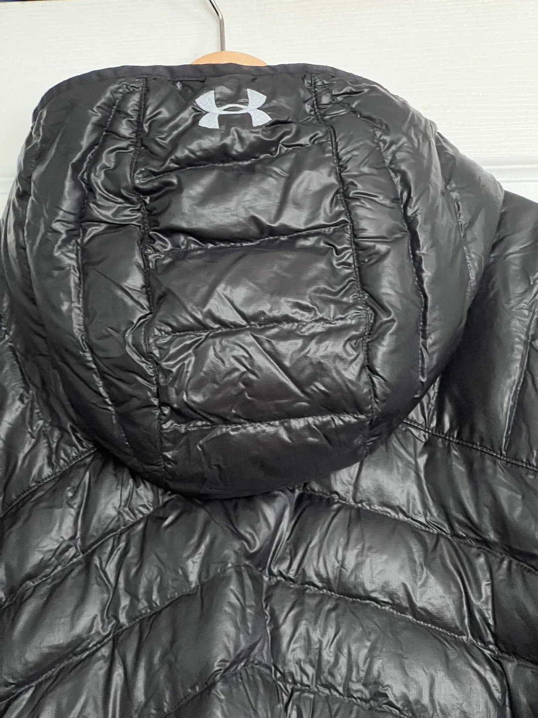 Under Armour Black Puffer Jacket image indicator(3)