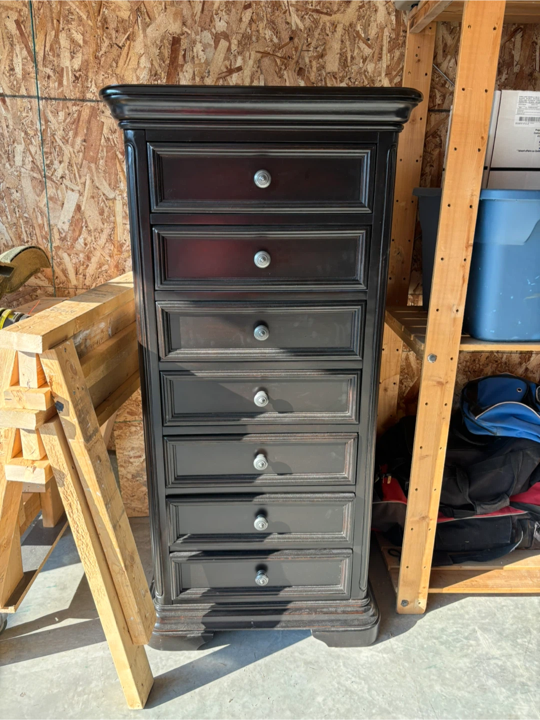 Black Wooden Chest of Drawers