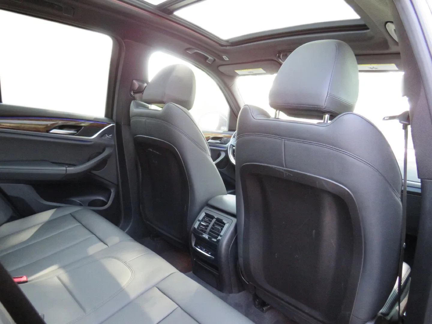 2019 BMW X3 SUV image indicator(10)