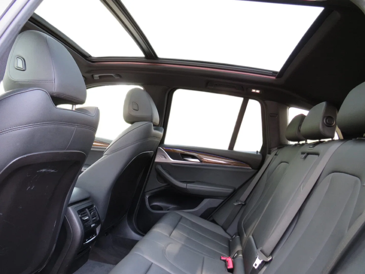 2019 BMW X3 SUV image indicator(8)