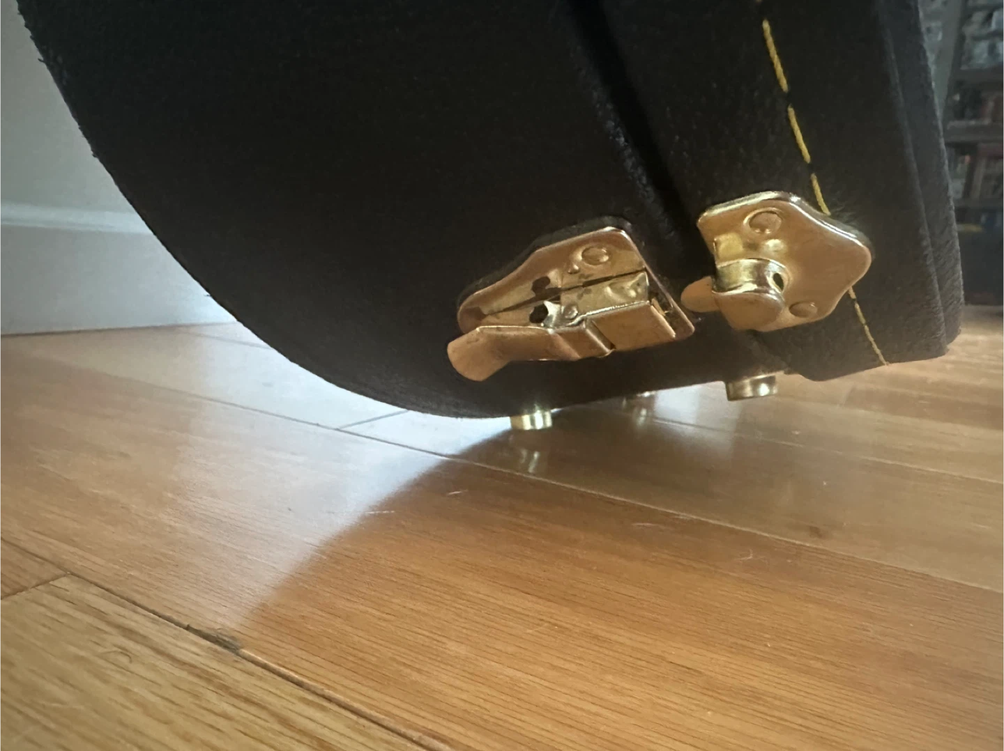 Yamaha Guitar W/Case - photo 4