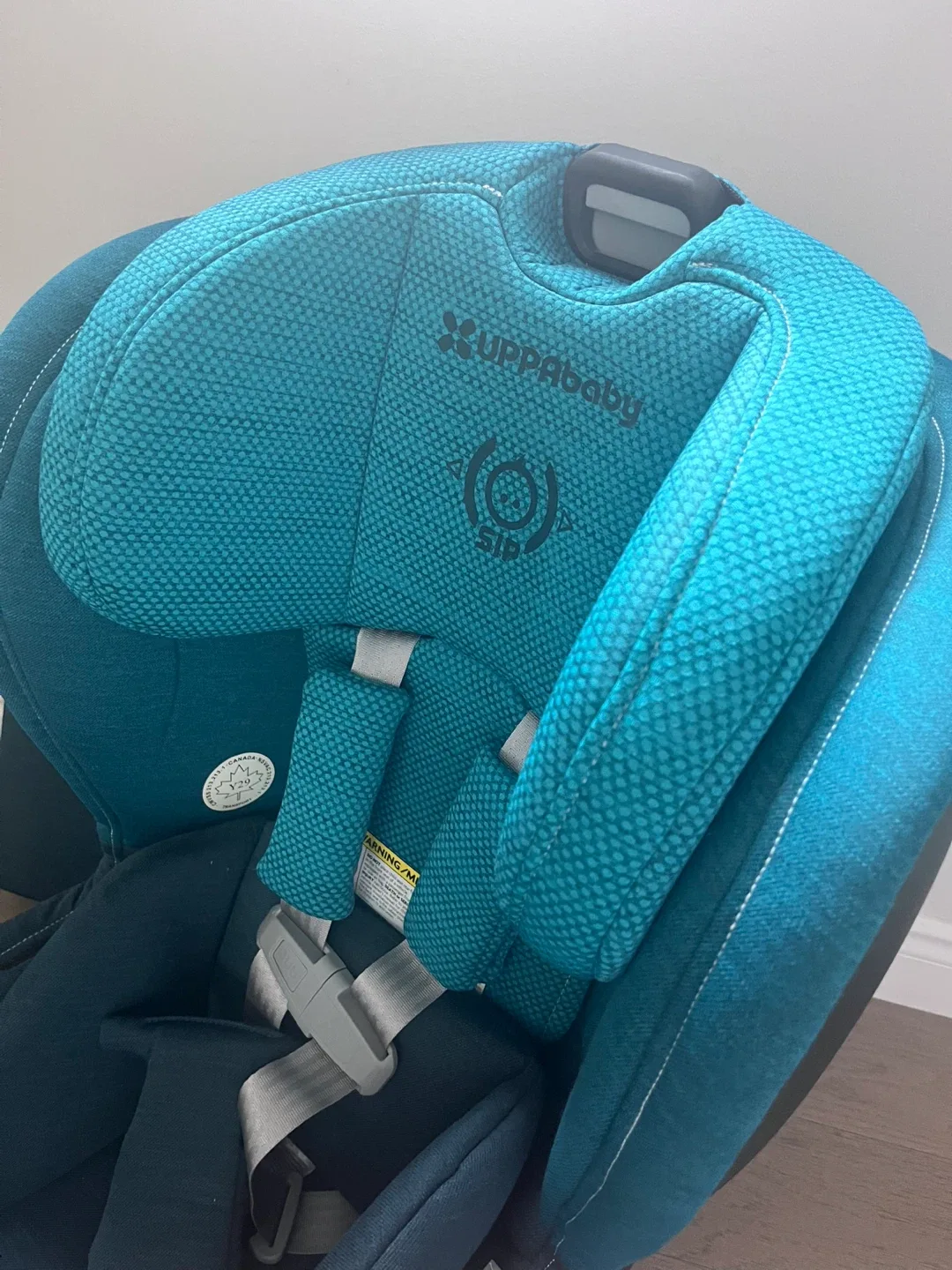 UPPAbaby Convertible Car Seat with all documentation - Lucca image indicator(2)