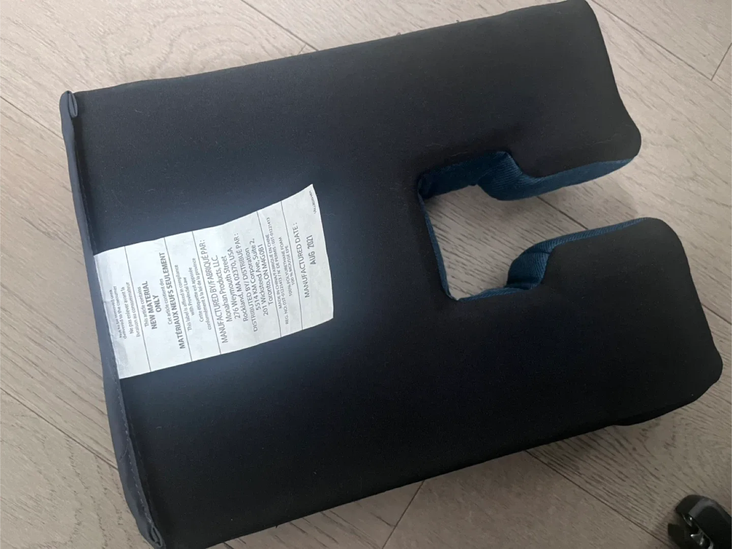 UPPAbaby Convertible Car Seat with all documentation - Lucca image indicator(7)