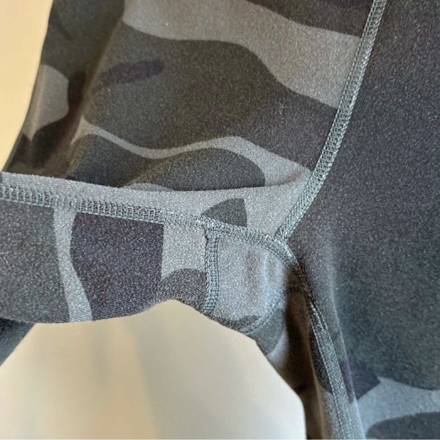 Parkline Camo Athletic Low Rise Leggings Womens Sz S Camouflage - photo 3