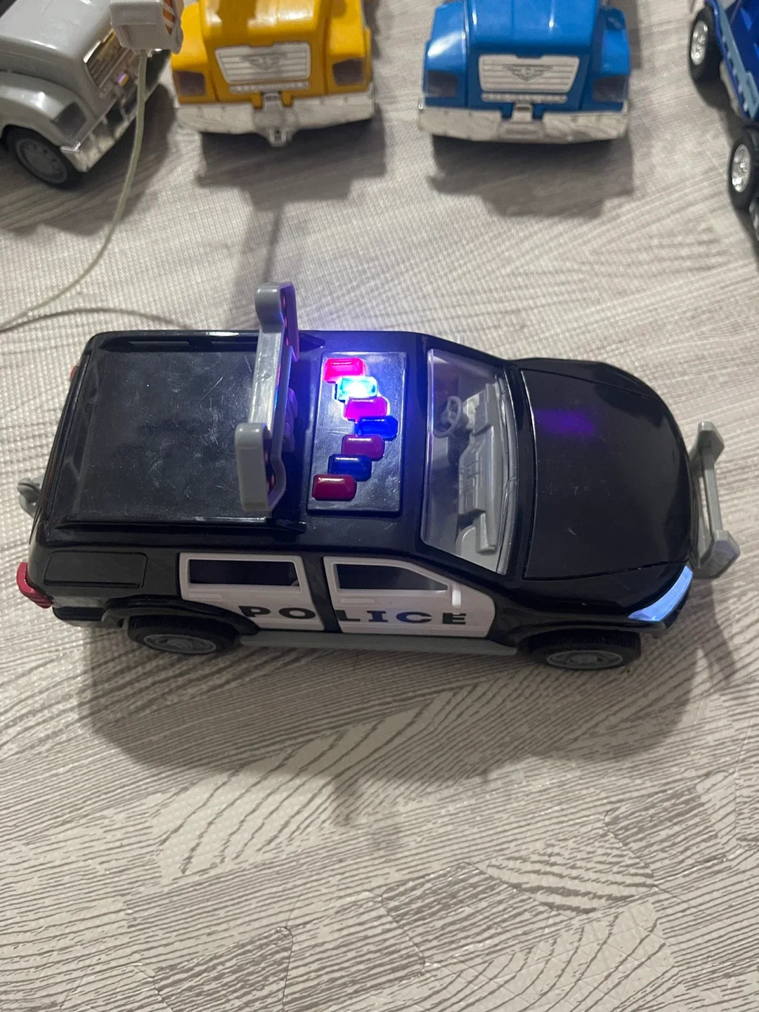 Indigo lights/sounds and functional Utility vehicles lot image indicator(6)